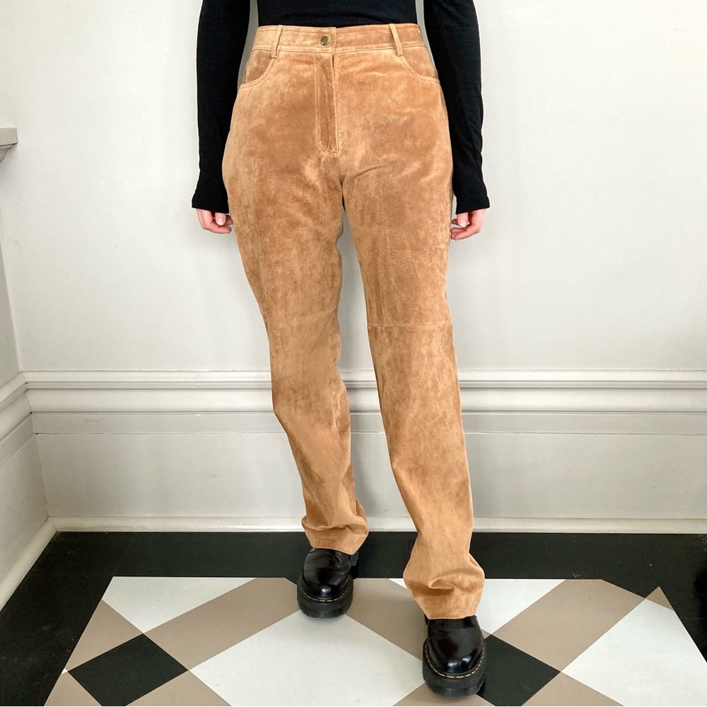 Danier 100% genuine tan suede high-waisted pants. 🤎 - Picture 3 of 8